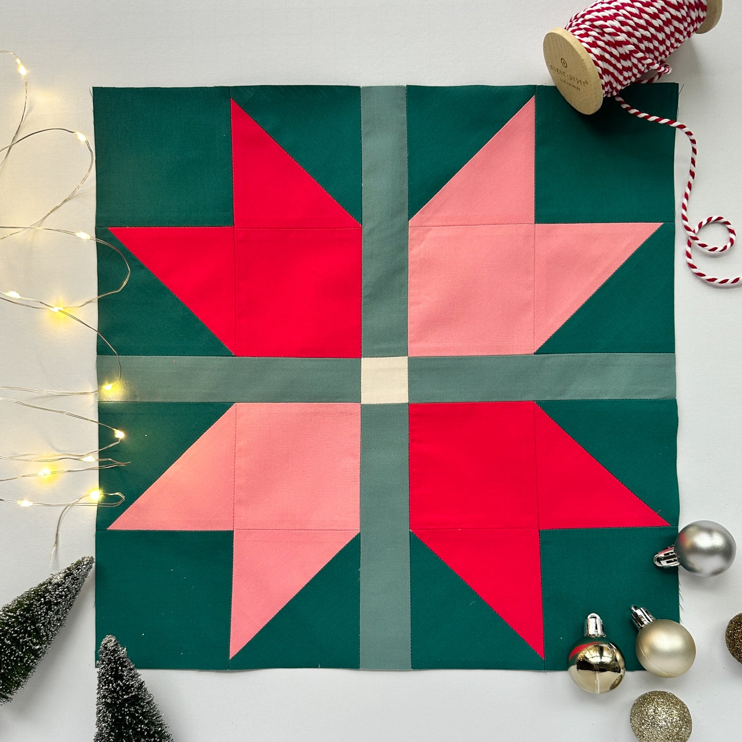 Holiday Ribbon Quilt Block - PDF