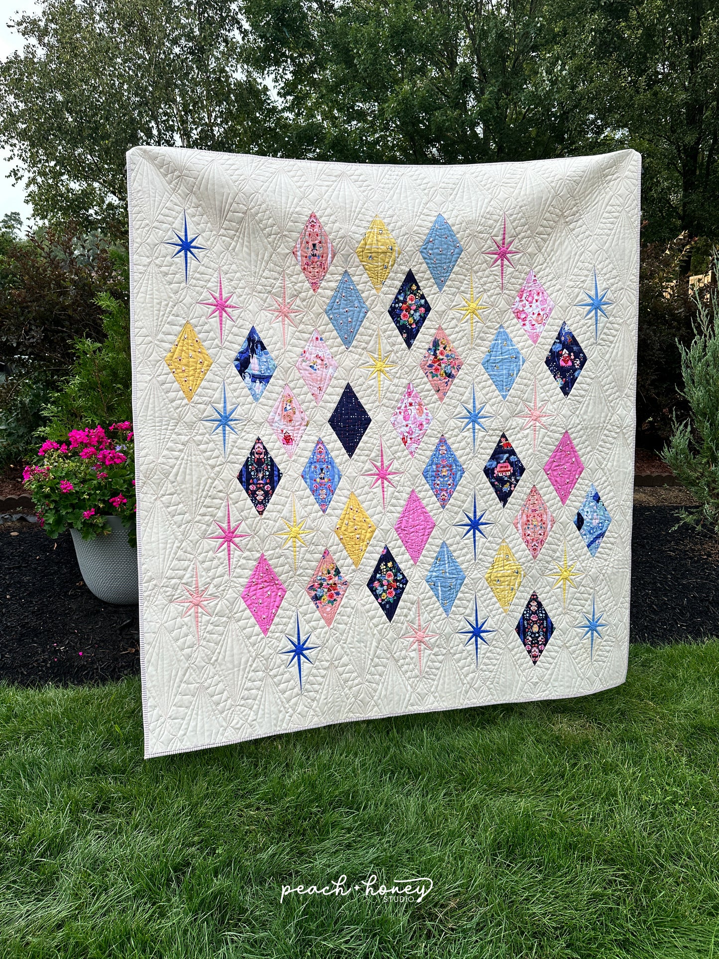 Alice in Wonderland Atomic Starburst Quilt